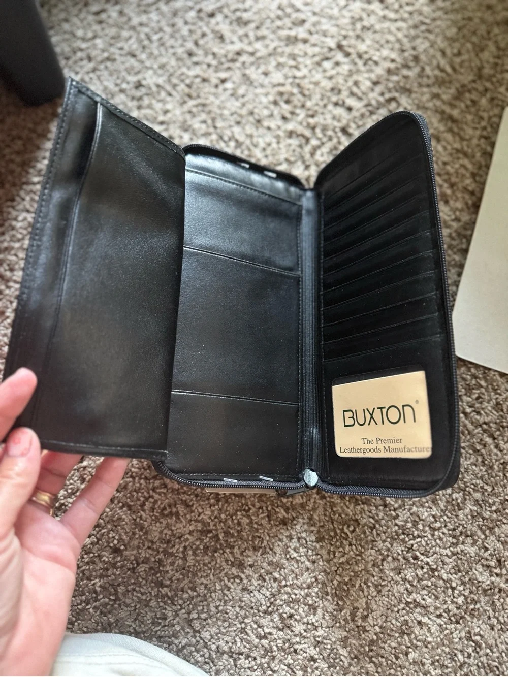 Buxton leather travel